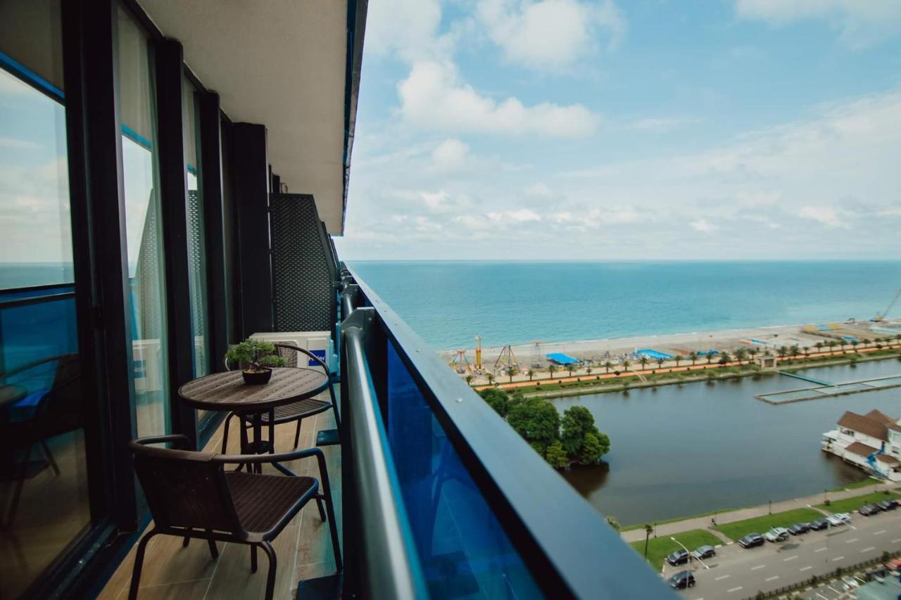 Nuage - 1St Line Sea View Apartments Batumi Exterior foto